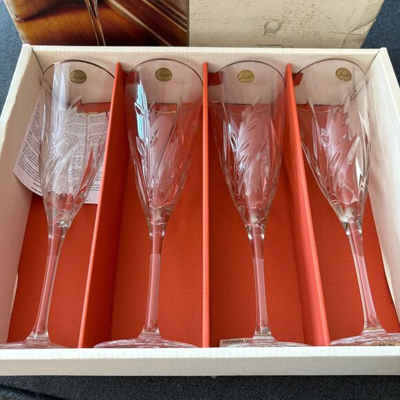 NEW (4) CASSANDRA Gold Rimmed Crystal Champagne Flutes Made in France IN BOX - Picture 4 of 8
